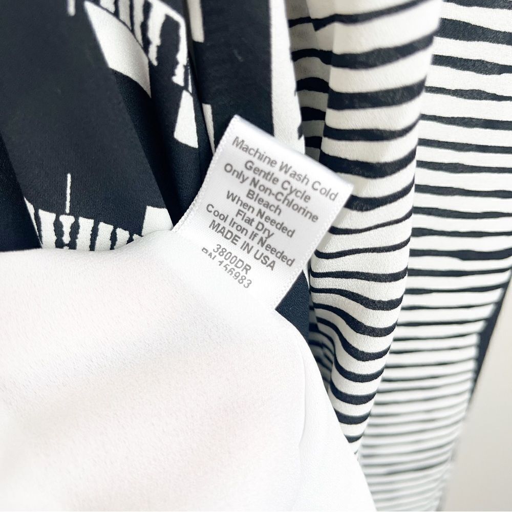 Black and White Geometric Pattern Dress - Picture 7 of 7